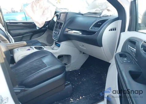 2019 Dodge Grand Caravan Sxt z USA, uszkodzony, nr VIN 2C4RDGCG2KR788639